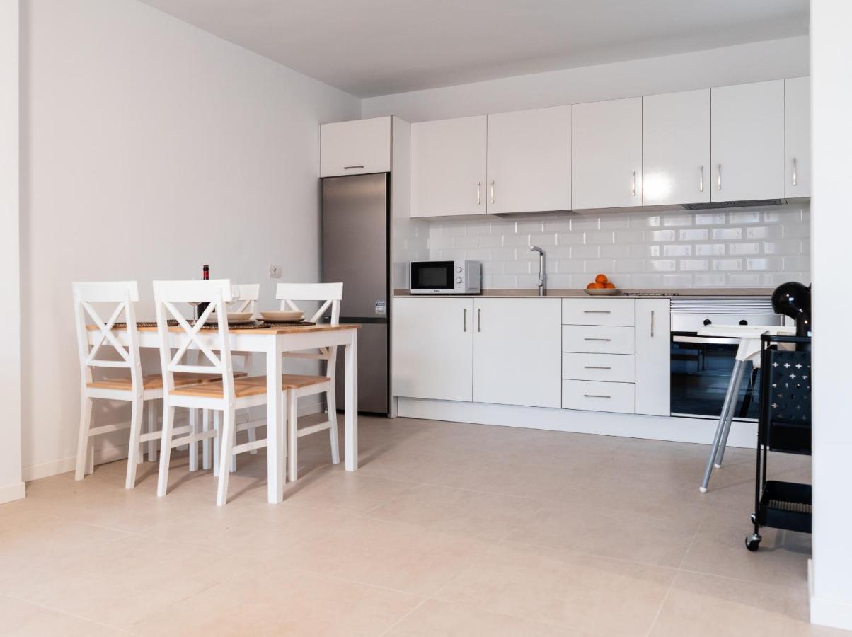Homeforguest Atico Martina Con Terraza En Los Cristianos Los Cristianos  Kültér fotó